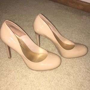 Jessica Simpson beige heels!